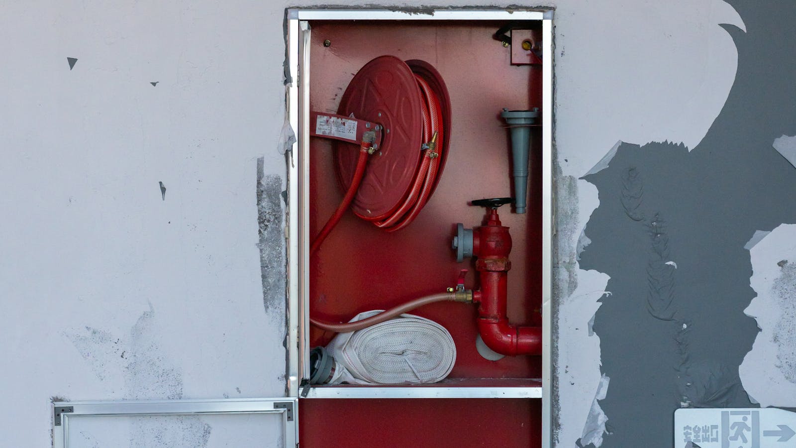Projeto de combate a incendio em Aracaju-SE com sistema de mangueira e equipamentos de seguranca contra incendio